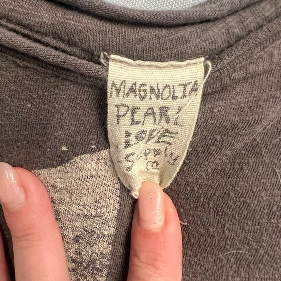 OS MAGNOLIA PEARL “LOVE” T- shirt - Picture 3 of 3